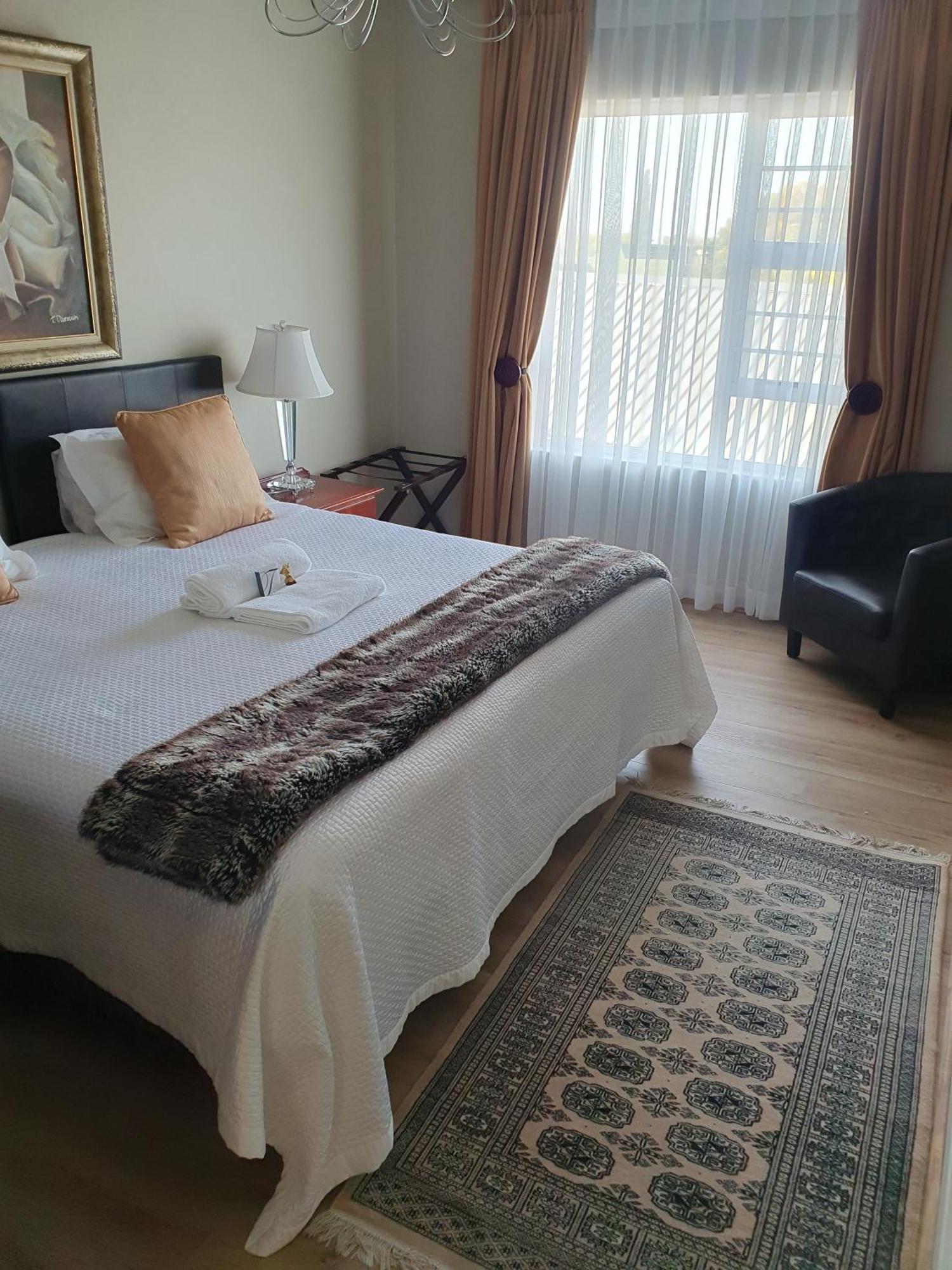 Bayswater Lodge Bloemfontein Bagian luar foto