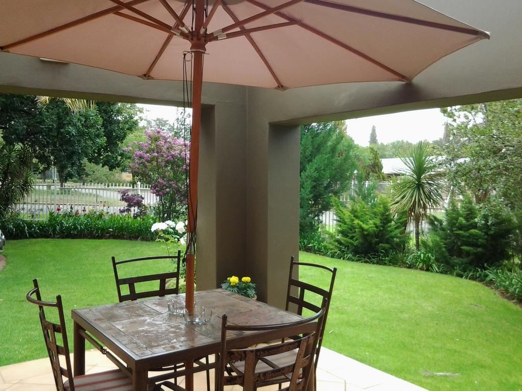 Bayswater Lodge Bloemfontein Bagian luar foto
