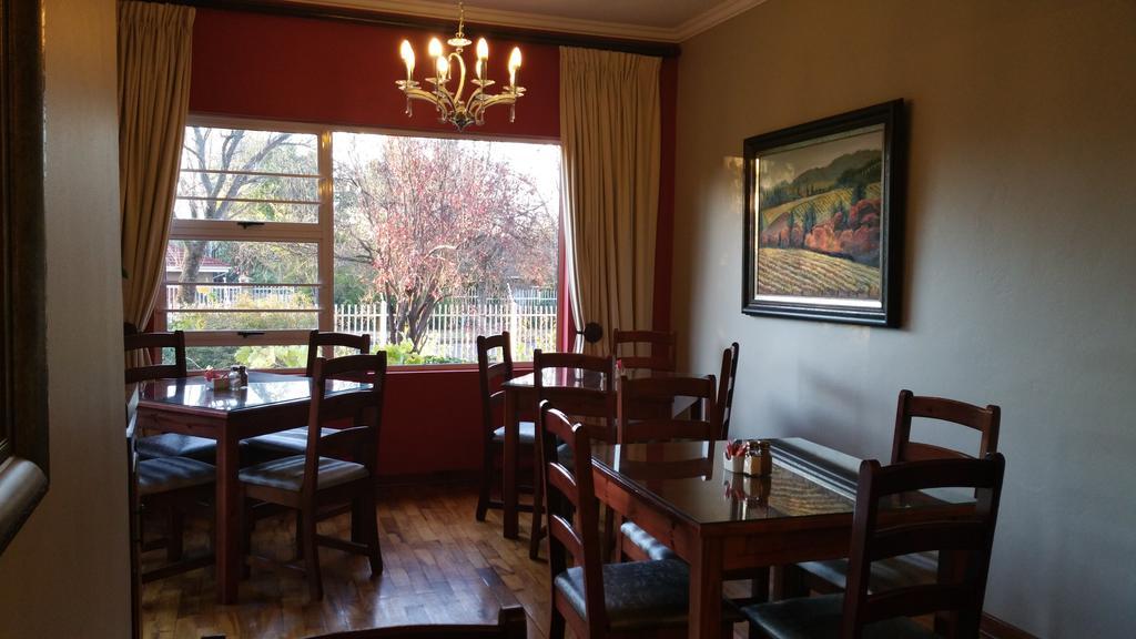 Bayswater Lodge Bloemfontein Bagian luar foto