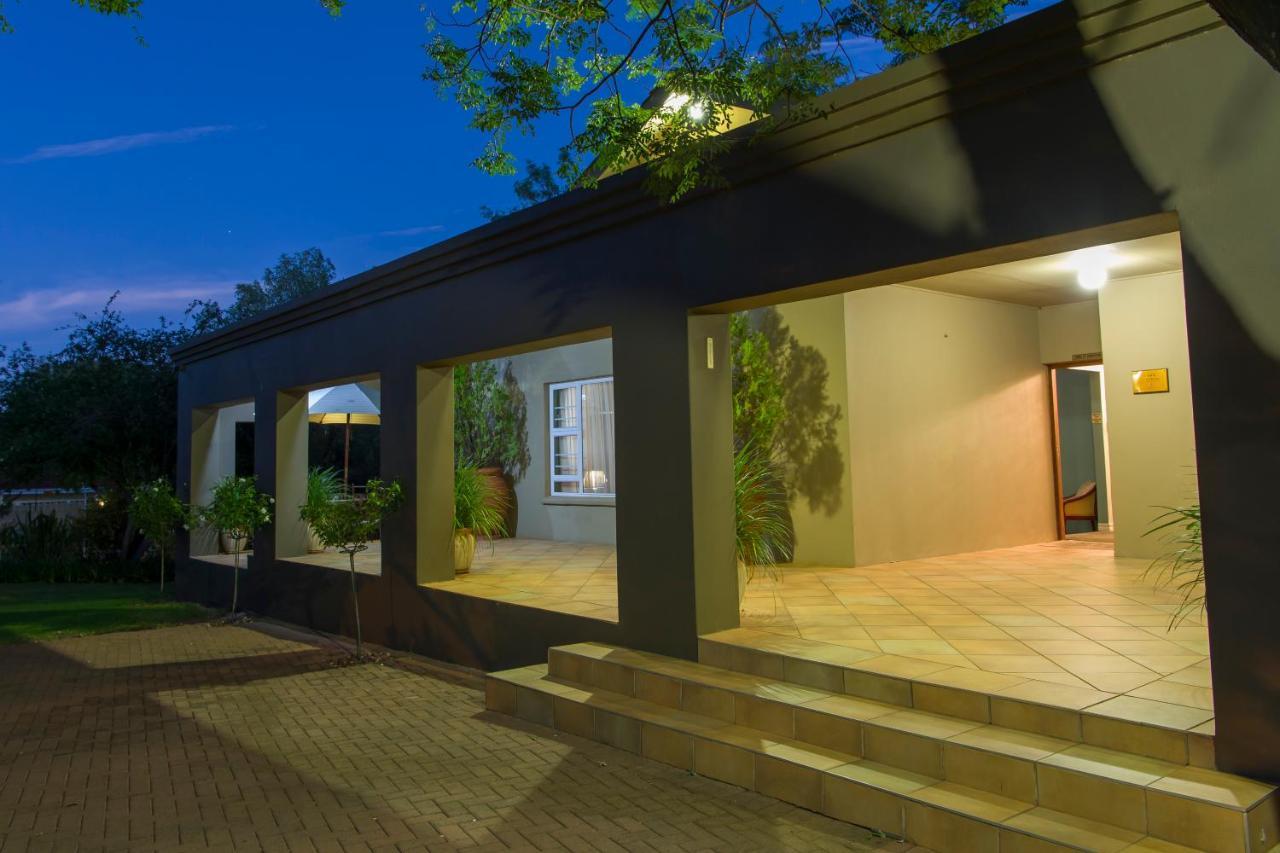 Bayswater Lodge Bloemfontein Bagian luar foto