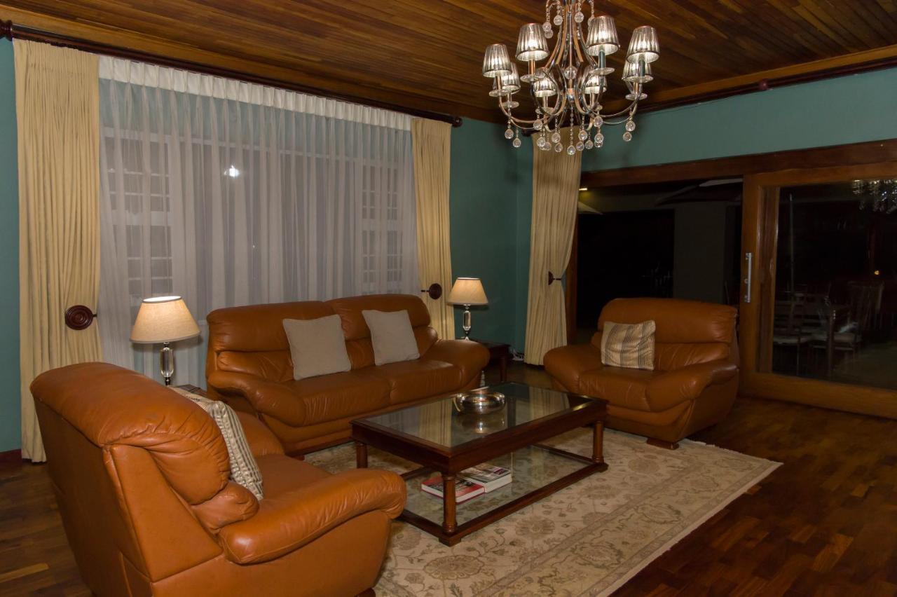 Bayswater Lodge Bloemfontein Bagian luar foto