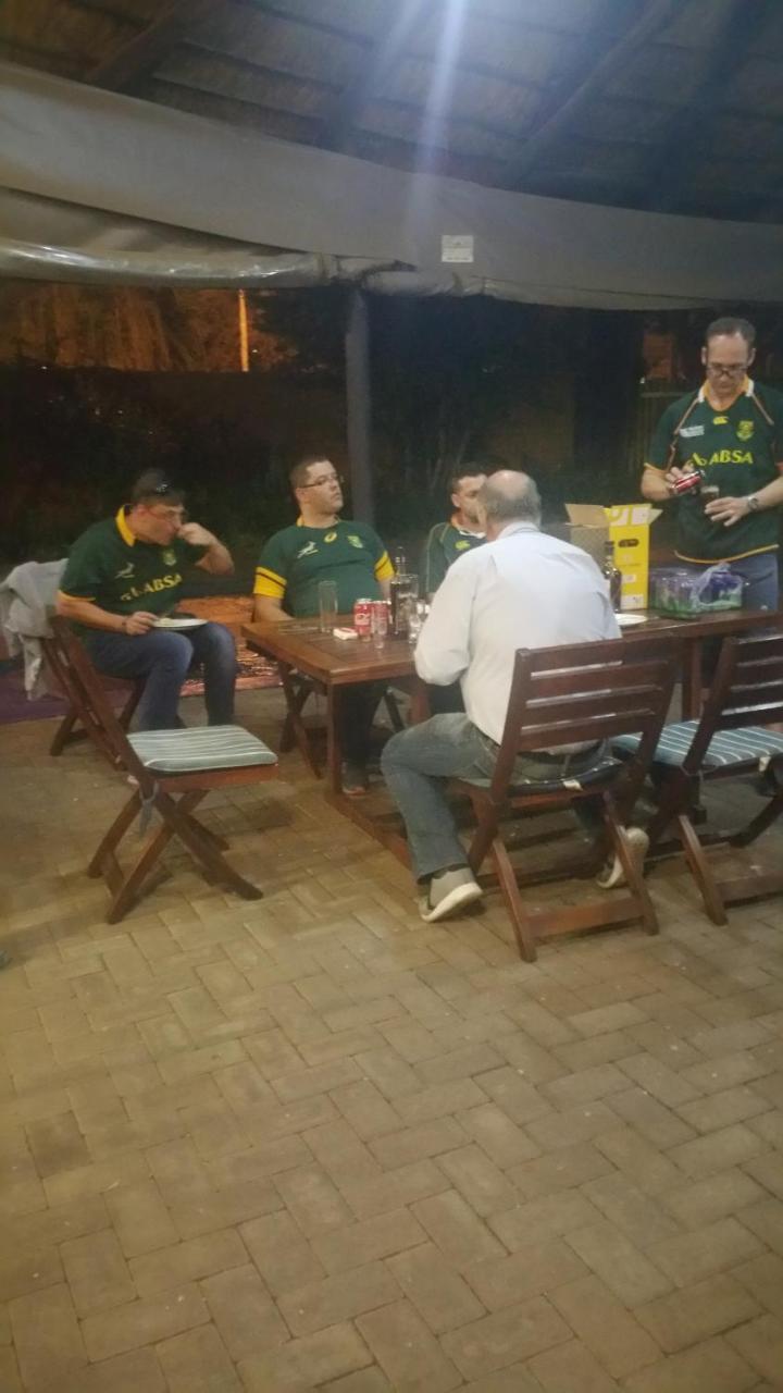 Bayswater Lodge Bloemfontein Bagian luar foto