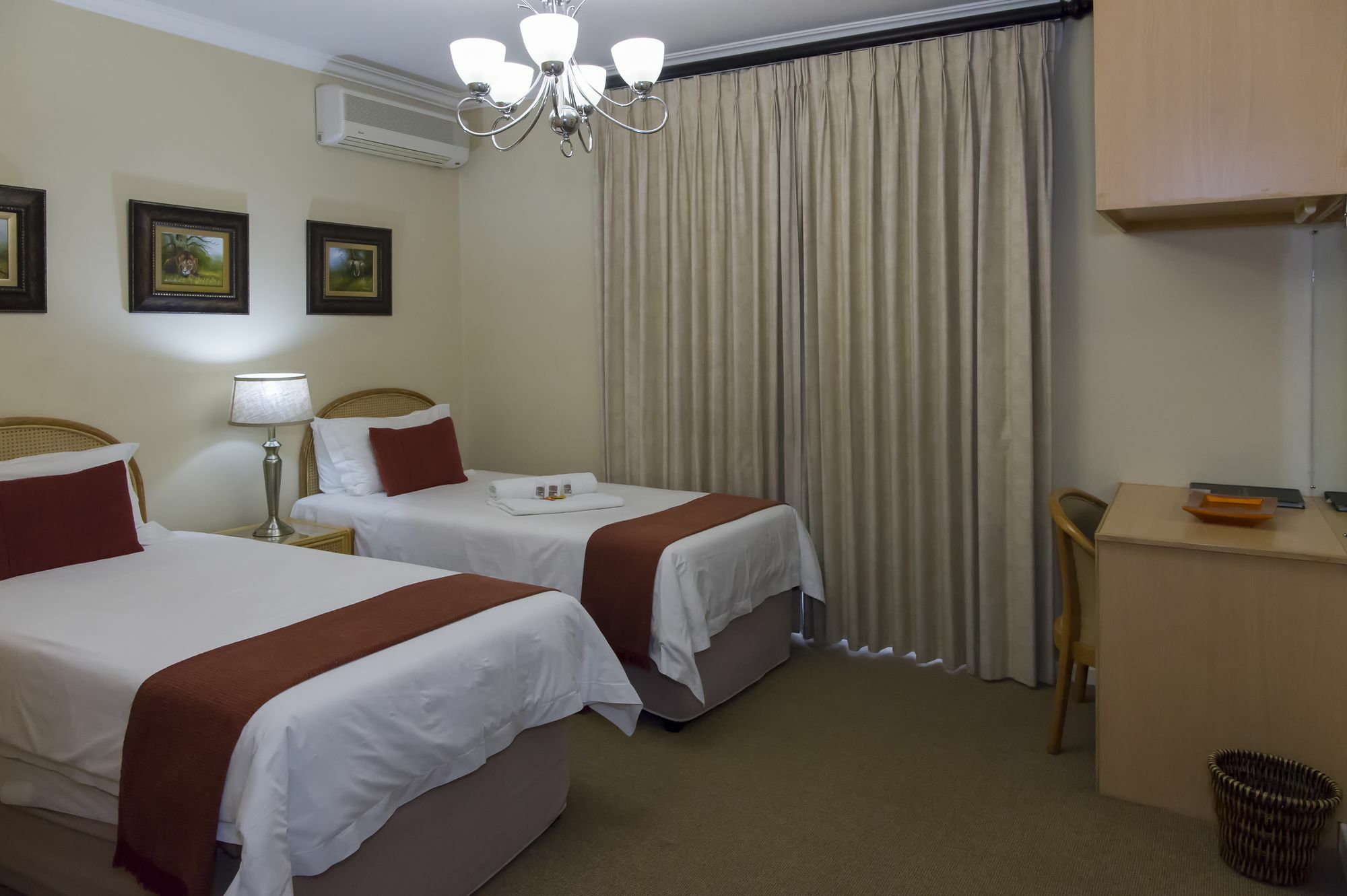 Bayswater Lodge Bloemfontein Bagian luar foto
